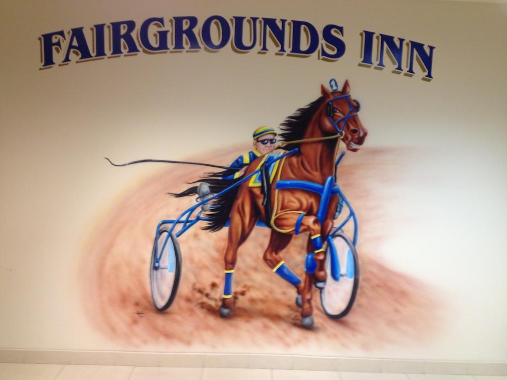 Fairgrounds Inn Du Quoin Εξωτερικό φωτογραφία